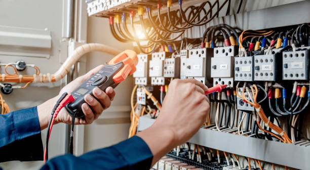 Best Electrical Contractors for Businesses  in Raymond, WA