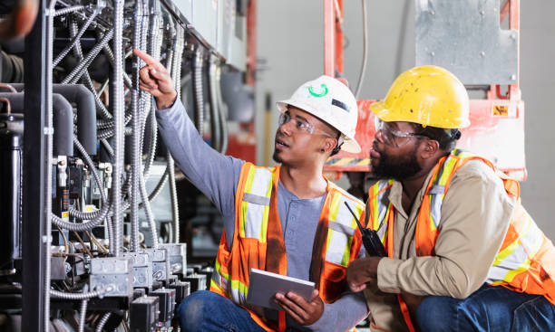 Best Electrical Repair Services  in Raymond, WA